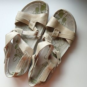 Women Merrell  sandals 10m